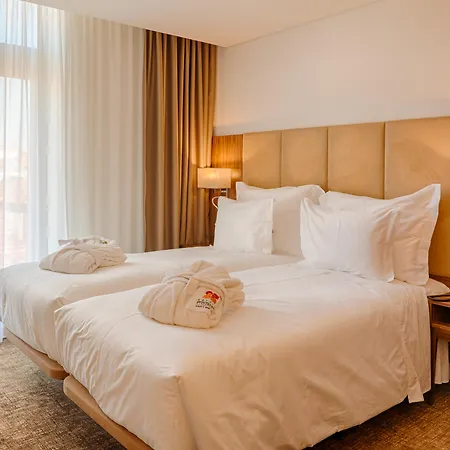 Hotel Premium Downtown 4*
